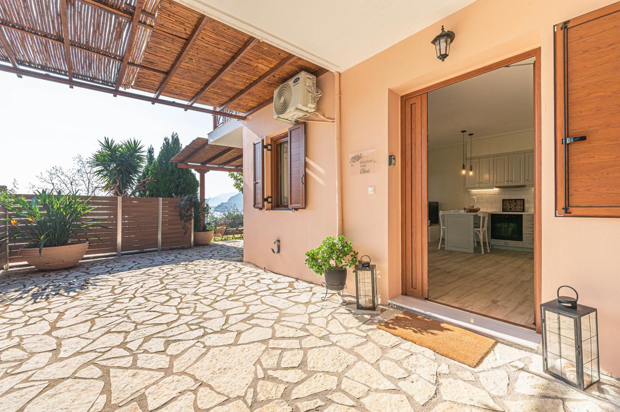 Paralio Astros Beachfront Suites Ξηροπήγαδο Εξωτερικό φωτογραφία