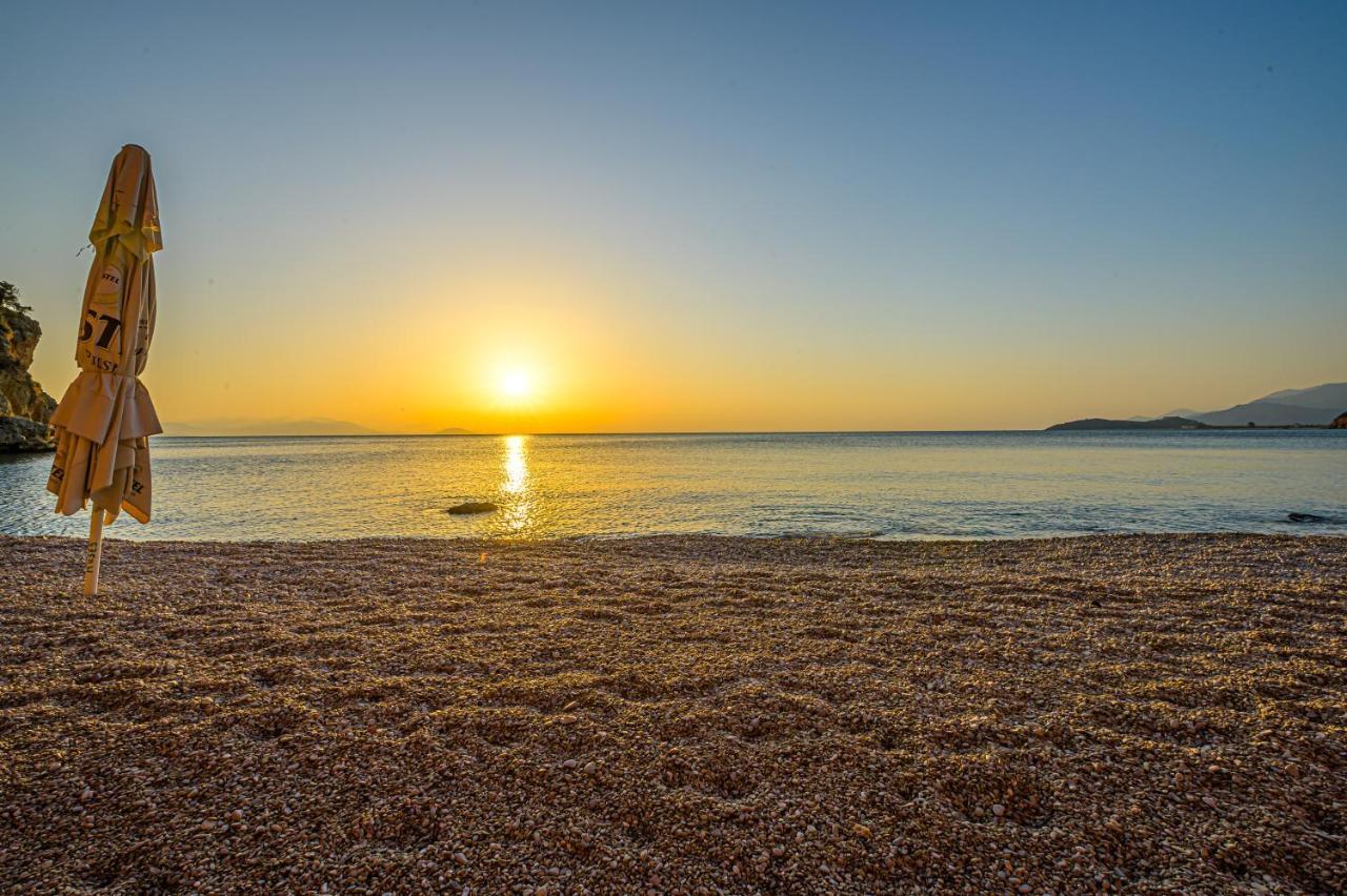 Paralio Astros Beachfront Suites Ξηροπήγαδο Εξωτερικό φωτογραφία
